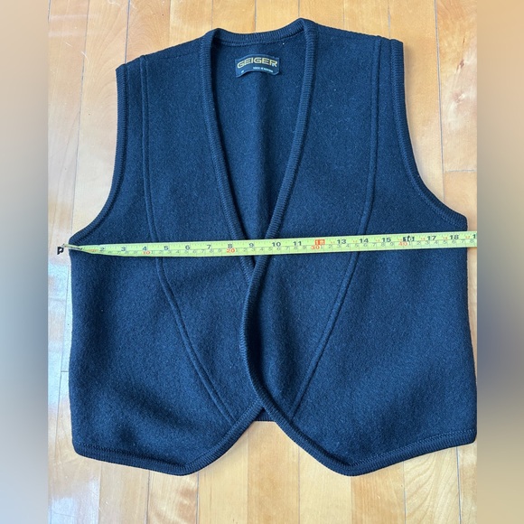 Geiger of Austria wool vest - Picture 4 of 4